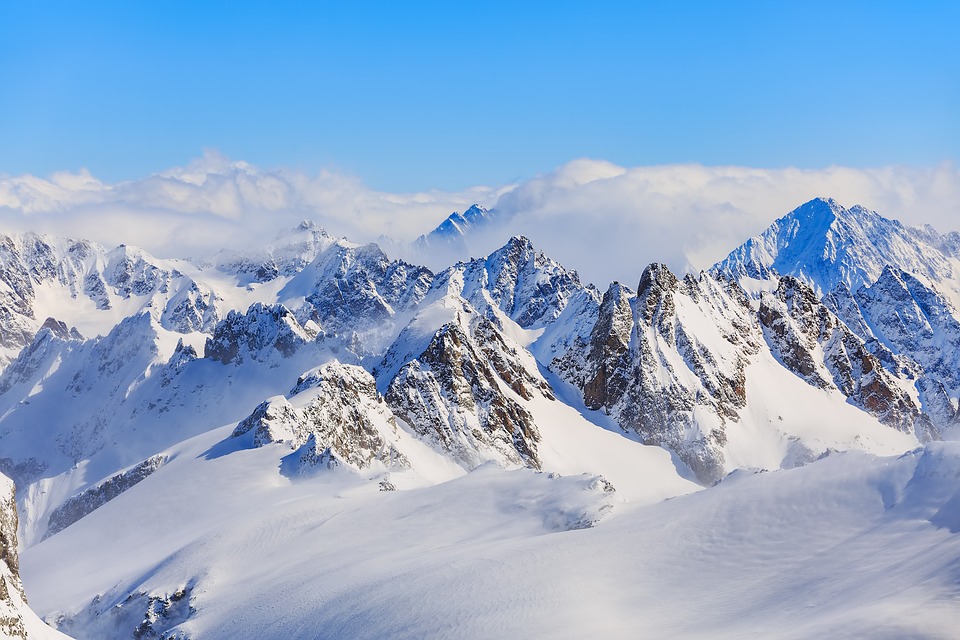 Ski honeymoon in Switzerland: Where adventure meets romance