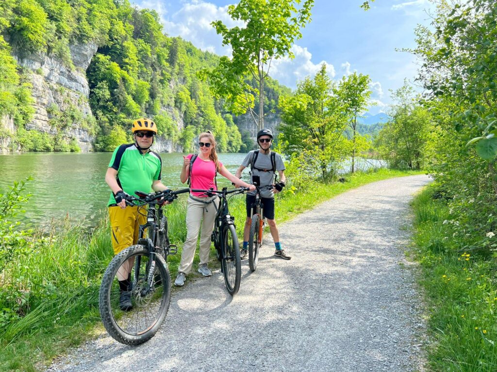 4 Lakes E-Bike & Lake Lucerne Cruise Private tour
