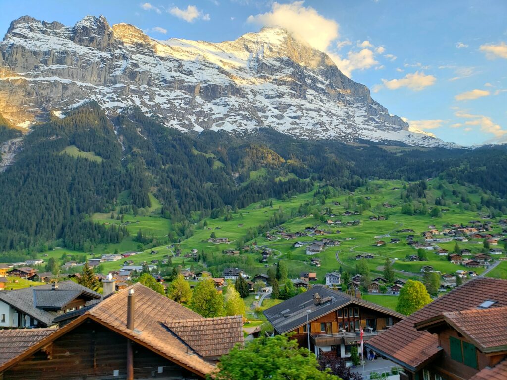 private swiss alps hiking tour