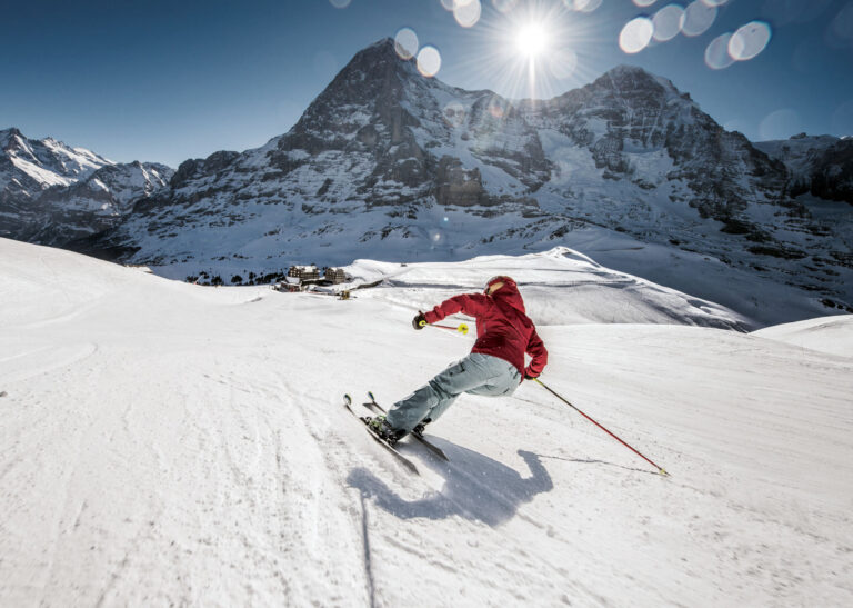 Read more about the article How To Get Ready For Skiing Like A Pro? Workout and Nutrition Tips To Improve Your Next Winter Season