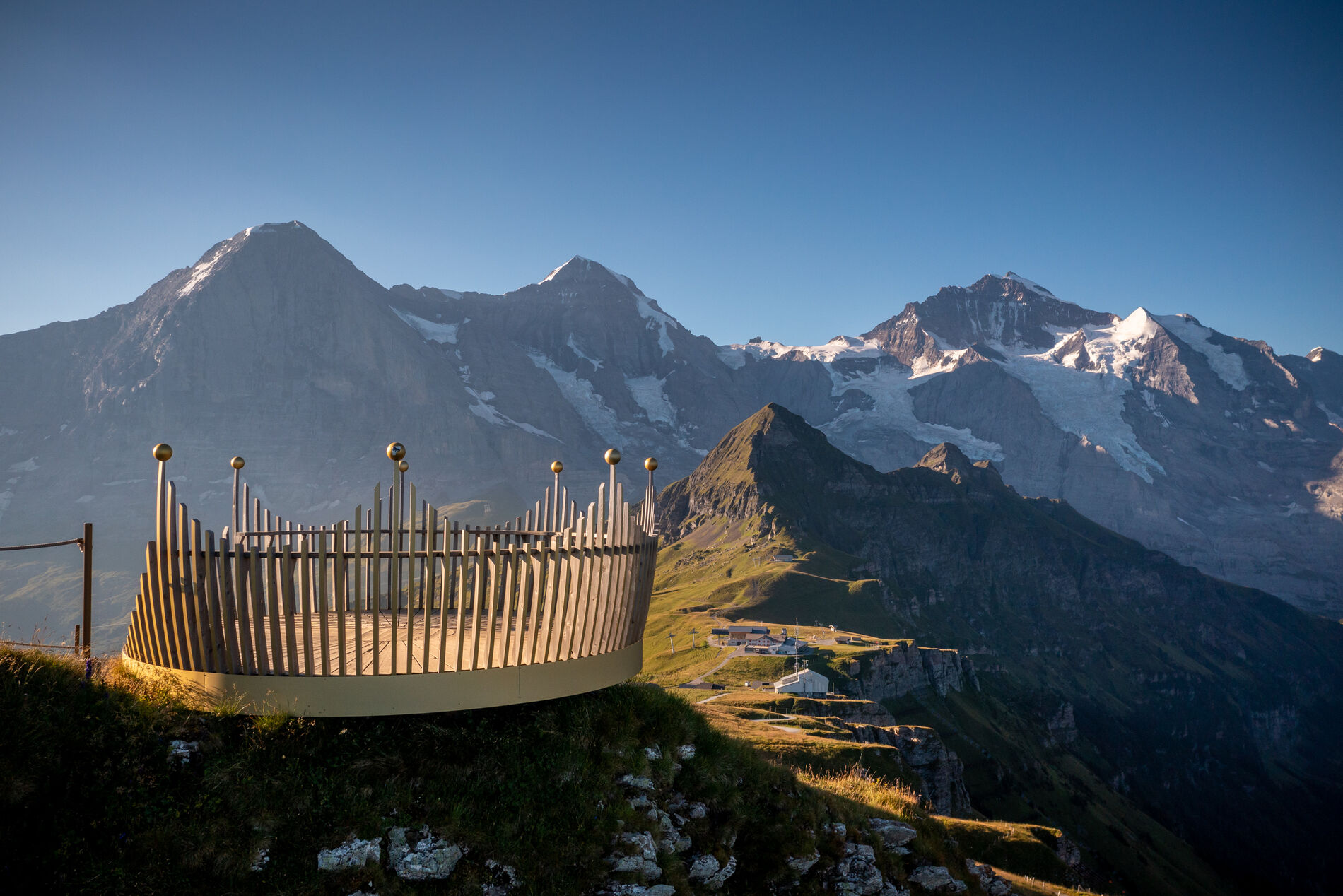 best grindelwald hiking routes